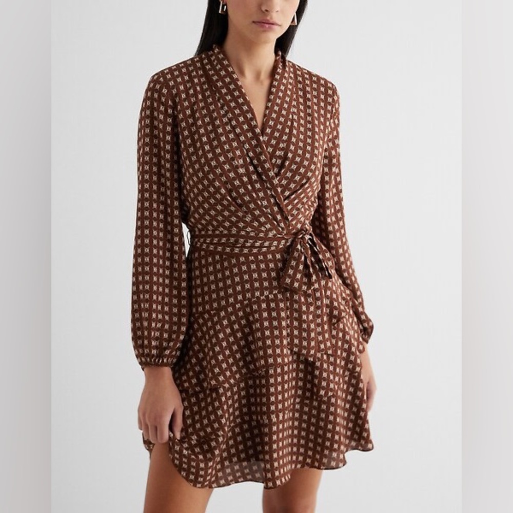 NWT Chocolate Brown Printed Collared Long Sleeve Tie Waist Tiered Mini Dress